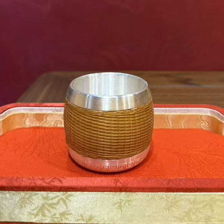纯银品茗杯约28克（天眼父子一对一加持三彩五彩或七彩）  编号随机微有差别